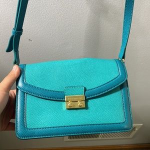 Vera Bradley Like New Teal Purse Leather Texture Great Condition